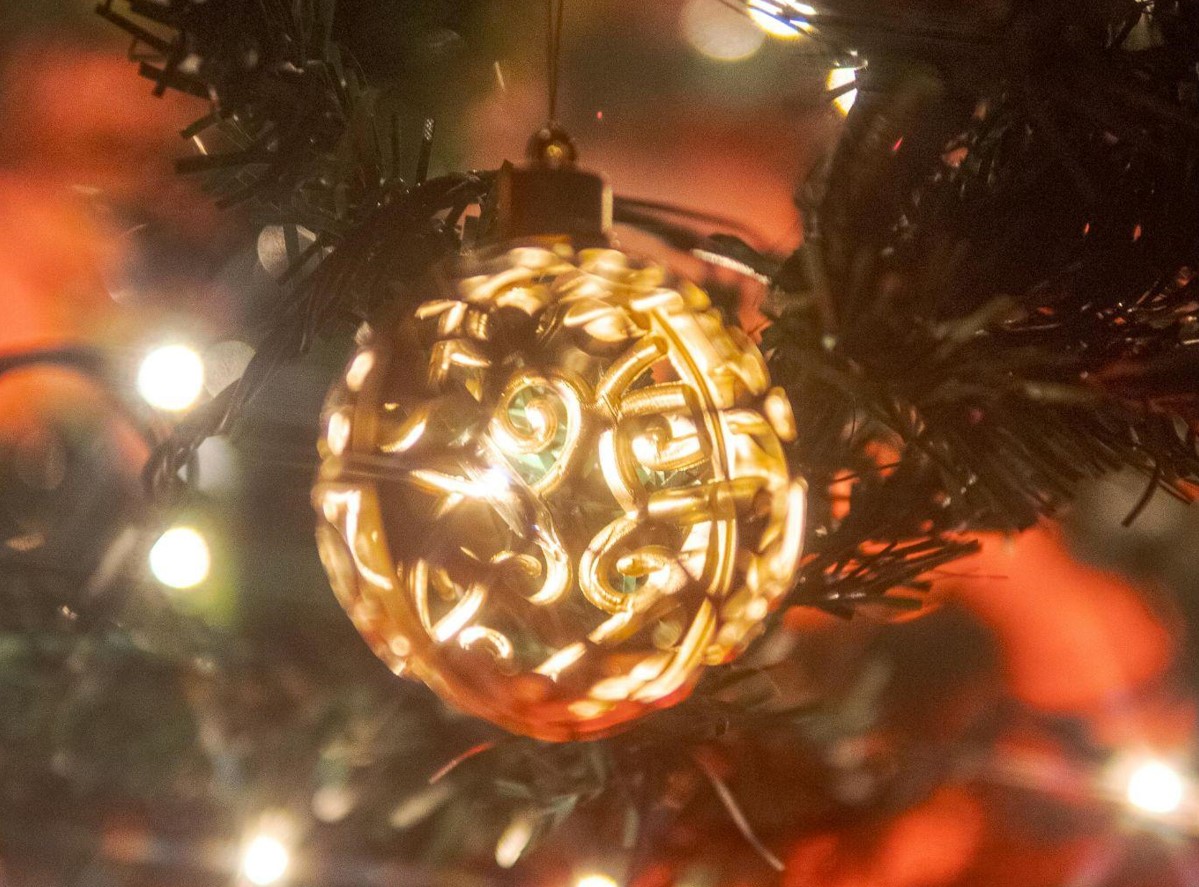 The Magic of Christmas Trees: Pre-Lit Options for Families